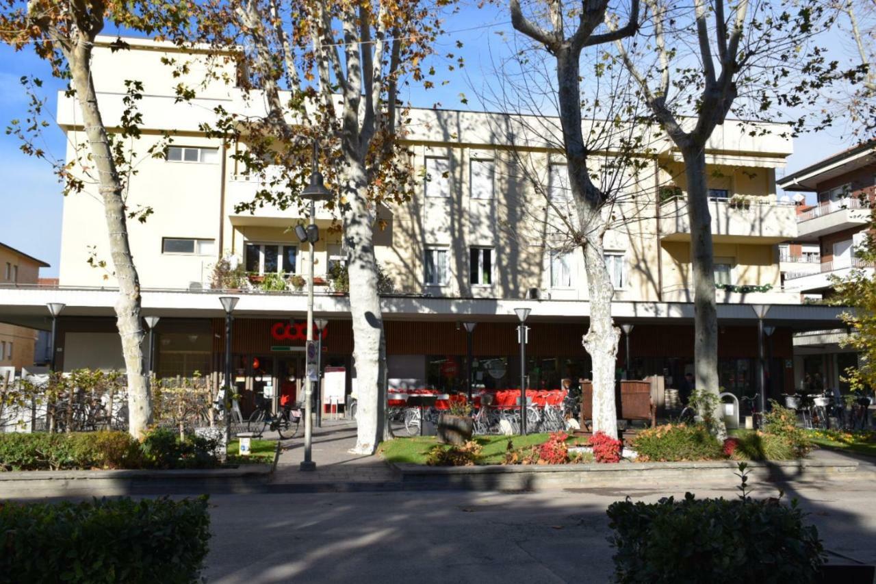 Appartamento Giuliana Cervia Exteriör bild